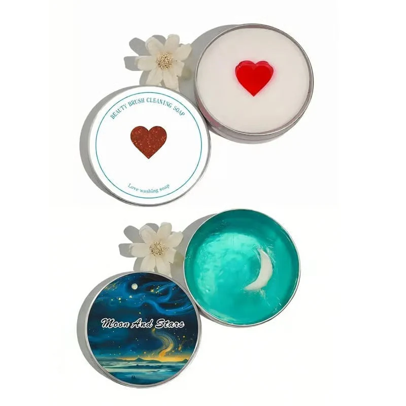 Silicone Makeup Brush Cleaning Pad with Soap - Image 7
